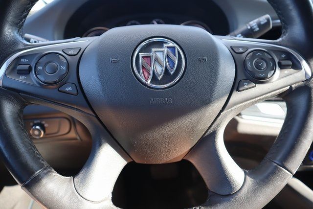 2021 BUICK ENCLAVE ESSENCE 5GAEVAKW8MJ153824