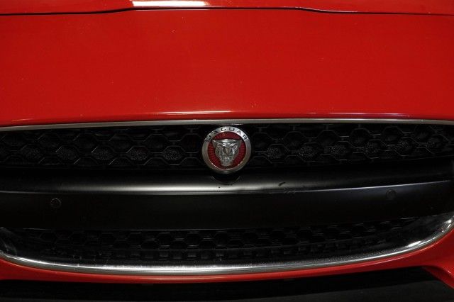 2015 JAGUAR F-TYPE V6 SAJWA6AT1F8K22075
