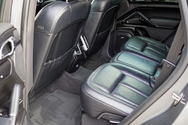 2016 PORSCHE CAYENNE DIESEL WP1AF2A23GLA40160