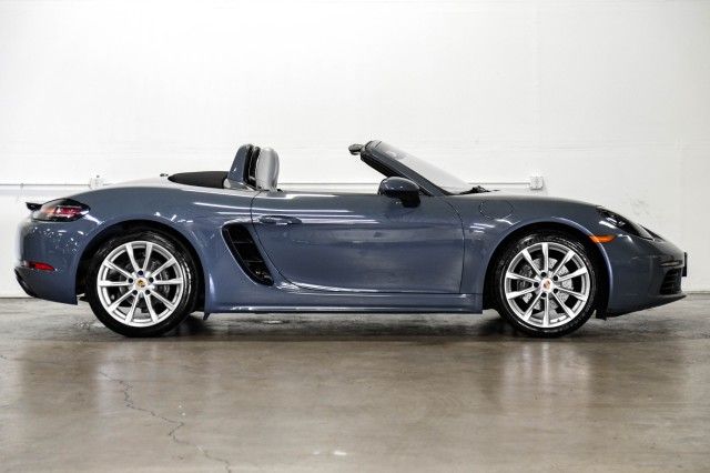 2017 PORSCHE 718 BOXSTER WP0CA2A84HS222129