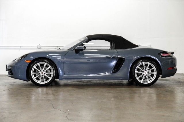 2017 PORSCHE 718 BOXSTER WP0CA2A84HS222129