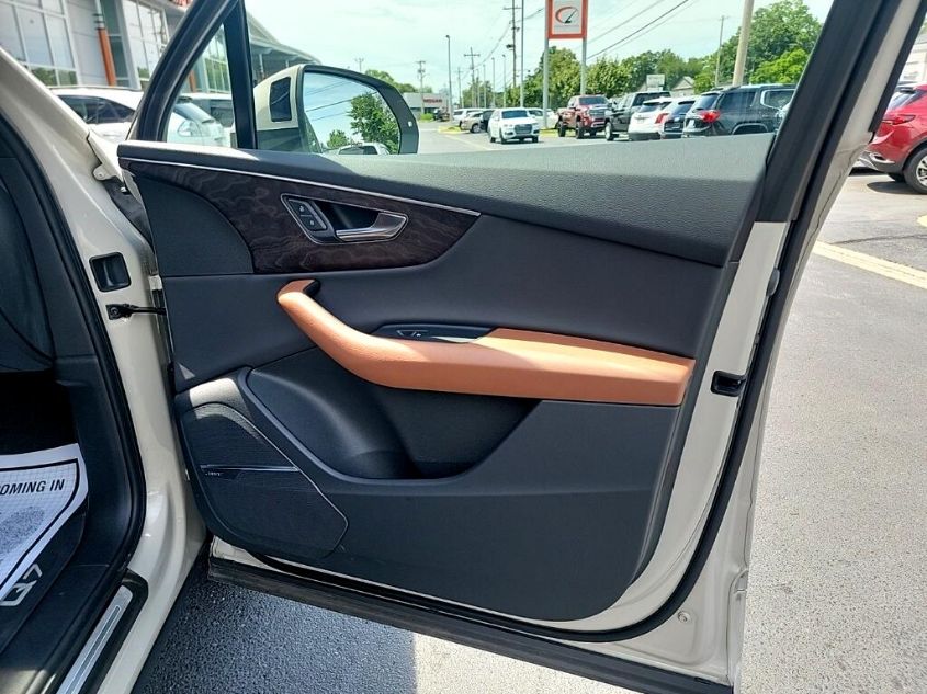 2020 AUDI Q7 PREMIUM PLUS WA1LJAF72LD009892