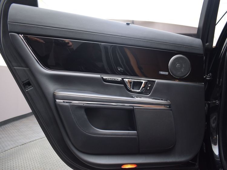 2014 JAGUAR XJ XJR SAJWA2EK0EMV60146