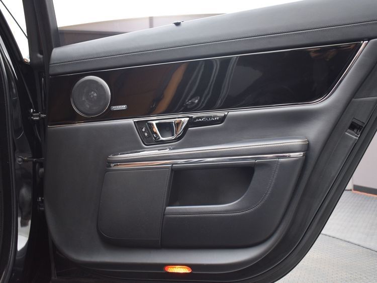 2014 JAGUAR XJ XJR SAJWA2EK0EMV60146