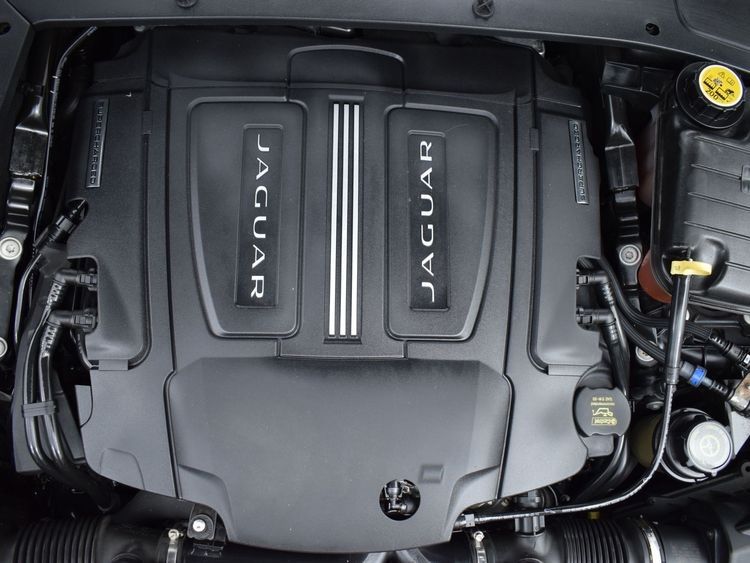 2014 JAGUAR XJ XJR SAJWA2EK0EMV60146