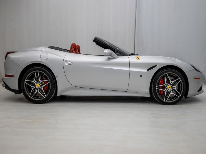 2015 FERRARI CALIFORNIA T ZFF77XJAXF0209637
