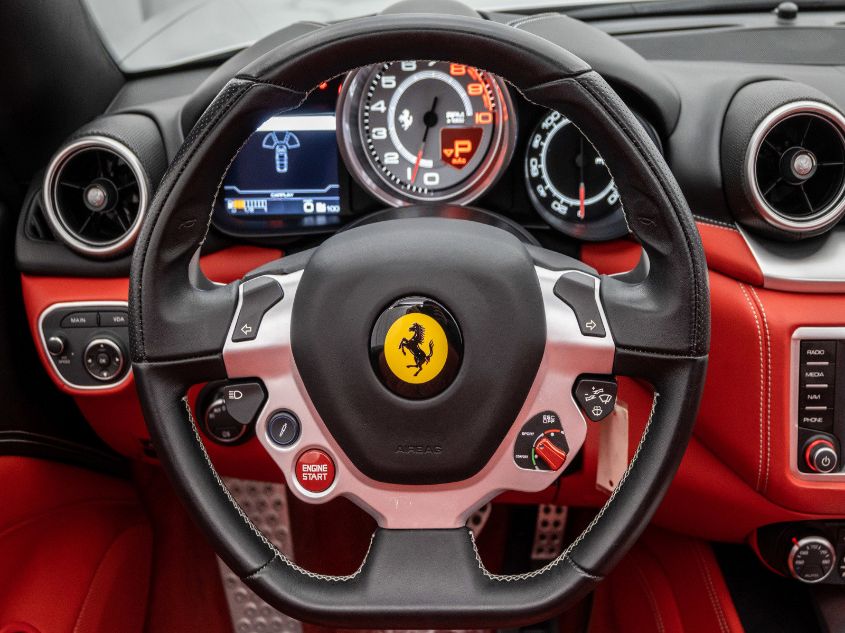 2015 FERRARI CALIFORNIA T ZFF77XJAXF0209637