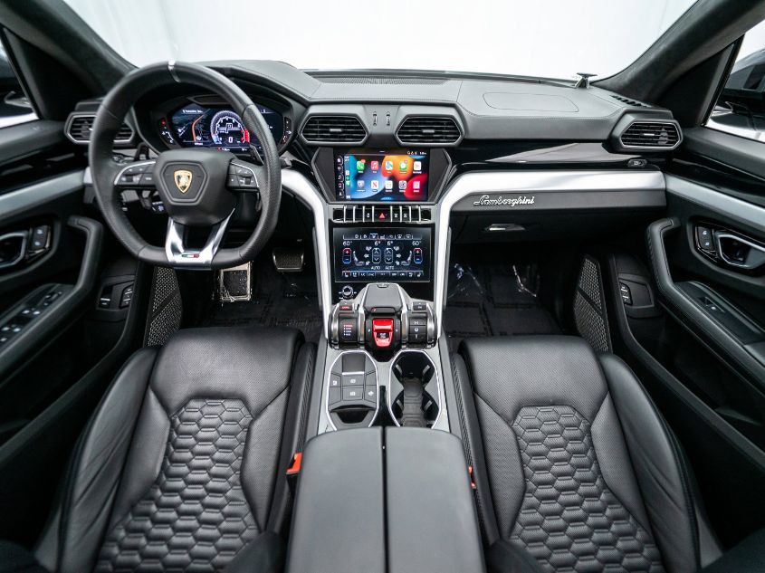 2019 LAMBORGHINI URUS ZPBUA1ZL5KLA02323