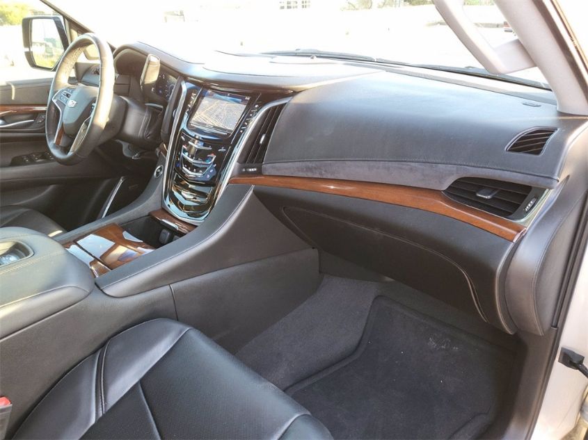 2018 CADILLAC ESCALADE ESV LUXURY 1GYS3HKJ7JR360183
