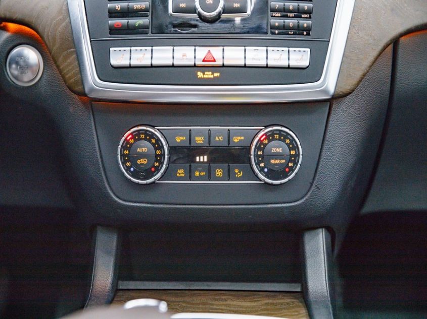 2014 MERCEDES-BENZ GL-CLASS GL 550 4JGDF7DE5EA364913