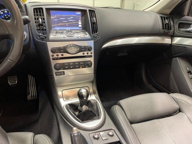 2013 INFINITI G37 CONVERTIBLE SPORT 6MT JN1CV6FE6DM772685