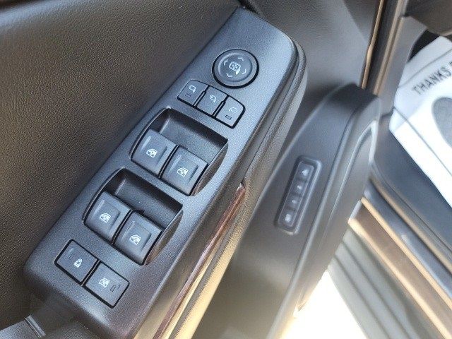 2018 GMC YUKON XL SLT 1GKS1GKC4JR212259