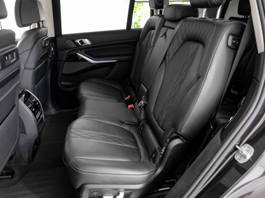 2019 BMW X7 XDRIVE40I 5UXCW2C50KL088238