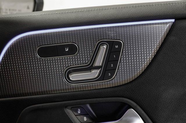 2020 MERCEDES-BENZ GLB GLB 250 W1N4M4HB3LW036861