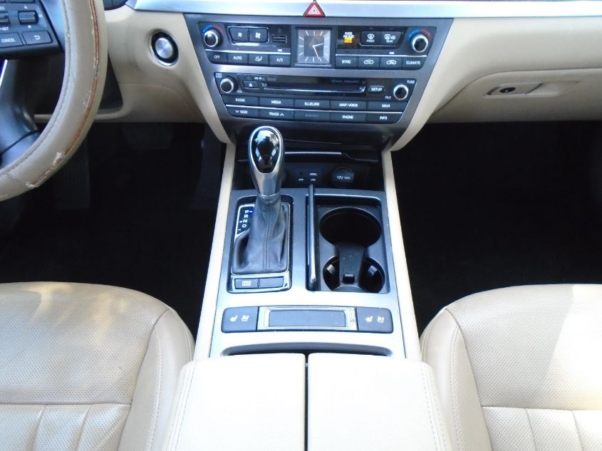 2015 HYUNDAI GENESIS 3.8L KMHGN4JE6FU103812