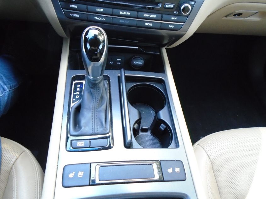 2015 HYUNDAI GENESIS 3.8L KMHGN4JE6FU103812