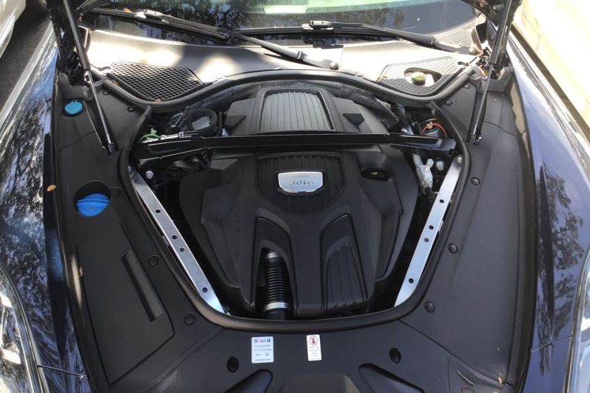 2018 PORSCHE PANAMERA WP0AA2A76JL100600
