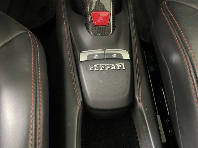 2017 FERRARI 488 GTB ZFF79ALA1H0227158