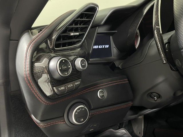 2017 FERRARI 488 GTB ZFF79ALA1H0227158