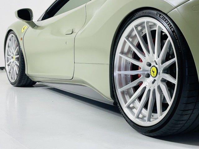 2017 FERRARI 488 GTB ZFF79ALA1H0227158
