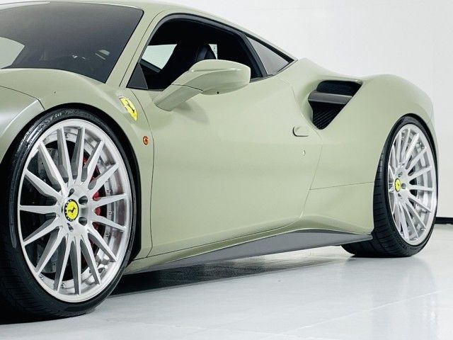 2017 FERRARI 488 GTB ZFF79ALA1H0227158