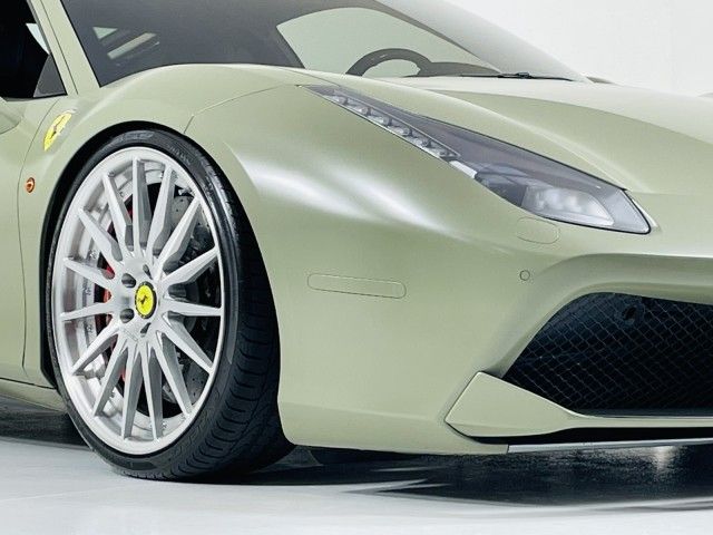 2017 FERRARI 488 GTB ZFF79ALA1H0227158