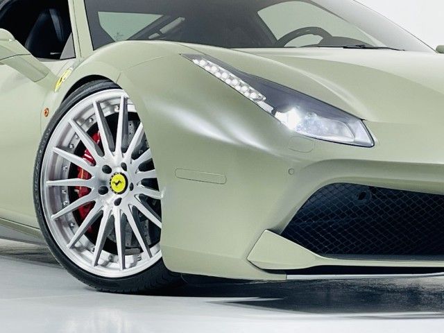2017 FERRARI 488 GTB ZFF79ALA1H0227158