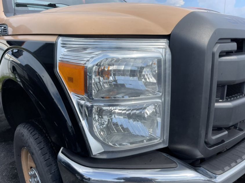 2015 FORD SUPER DUTY F-350 SRW XL/XLT 1FDRF3F68FED20743