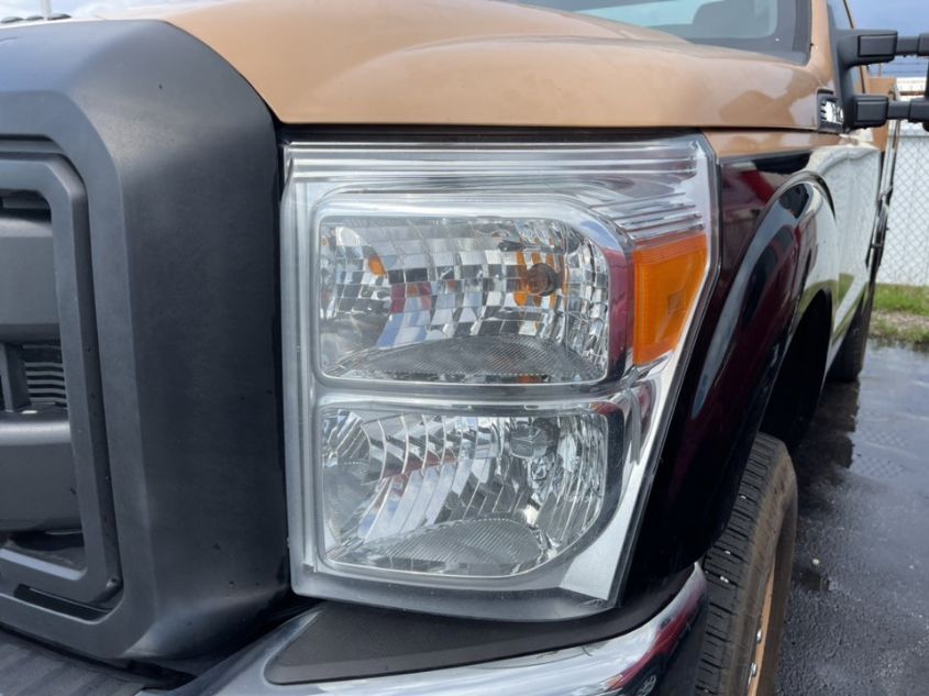 2015 FORD SUPER DUTY F-350 SRW XL/XLT 1FDRF3F68FED20743