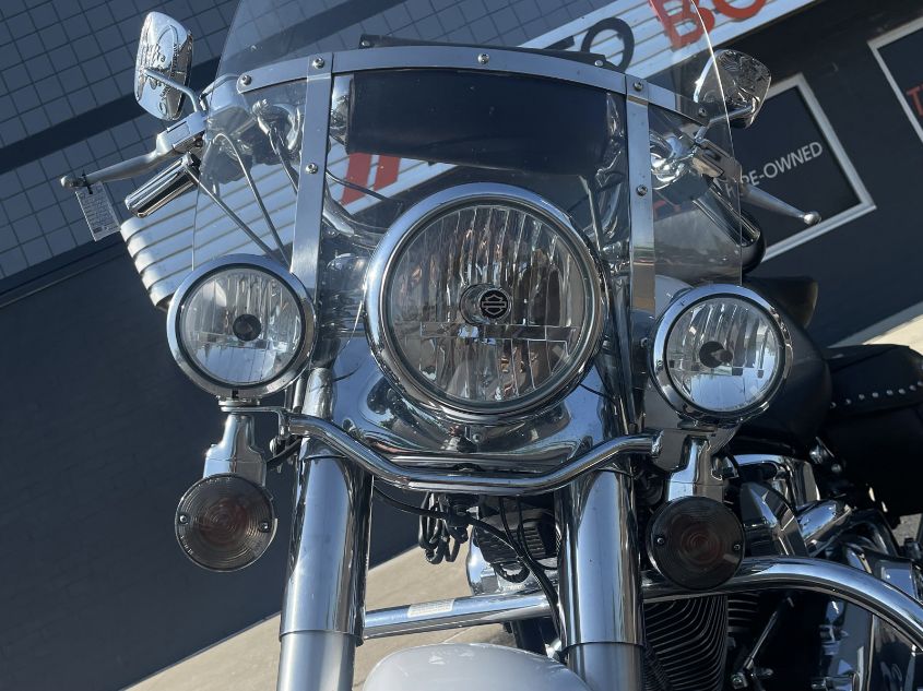 2013 HARLEY-DAVIDSON FLSTC HERITAGE SOFTAIL CLASSIC 1HD1BWV1XDB028500