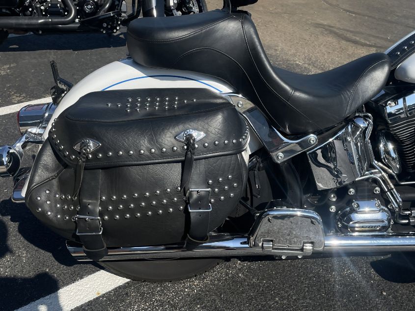 2013 HARLEY-DAVIDSON FLSTC HERITAGE SOFTAIL CLASSIC 1HD1BWV1XDB028500