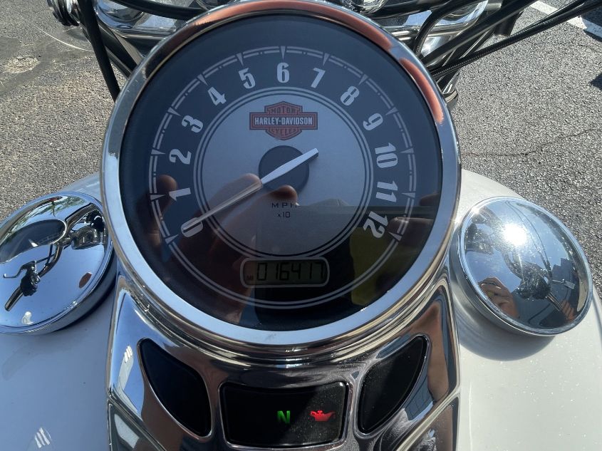2013 HARLEY-DAVIDSON FLSTC HERITAGE SOFTAIL CLASSIC 1HD1BWV1XDB028500