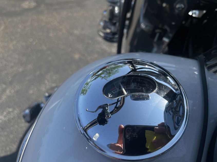 2013 HARLEY-DAVIDSON FLSTC HERITAGE SOFTAIL CLASSIC 1HD1BWV1XDB028500