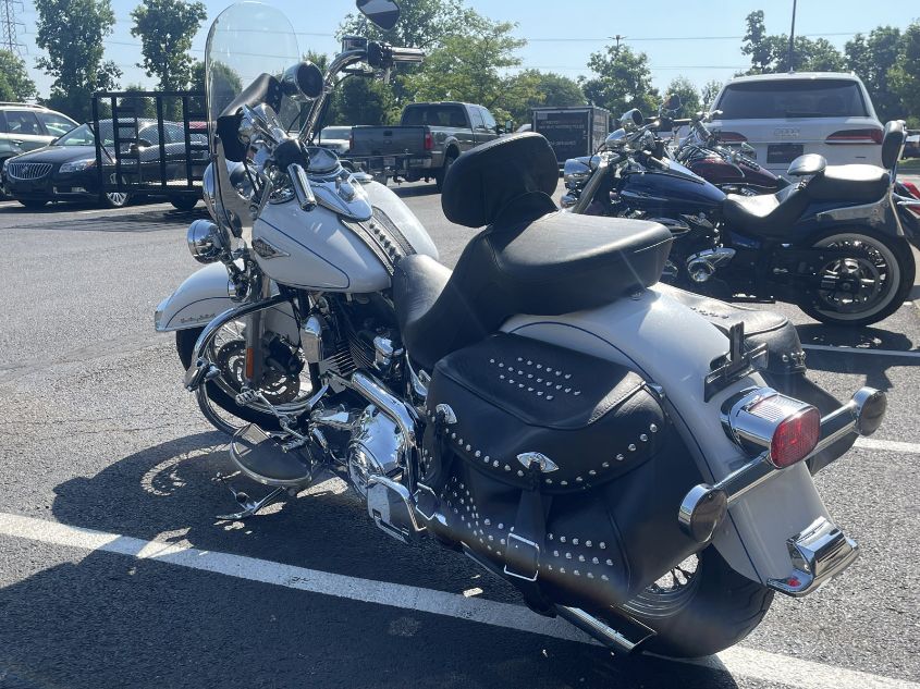 2013 HARLEY-DAVIDSON FLSTC HERITAGE SOFTAIL CLASSIC 1HD1BWV1XDB028500