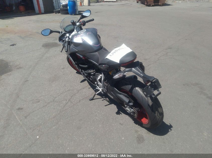 2020 DUCATI SUPERSPORT ZDMVABDS67B009745