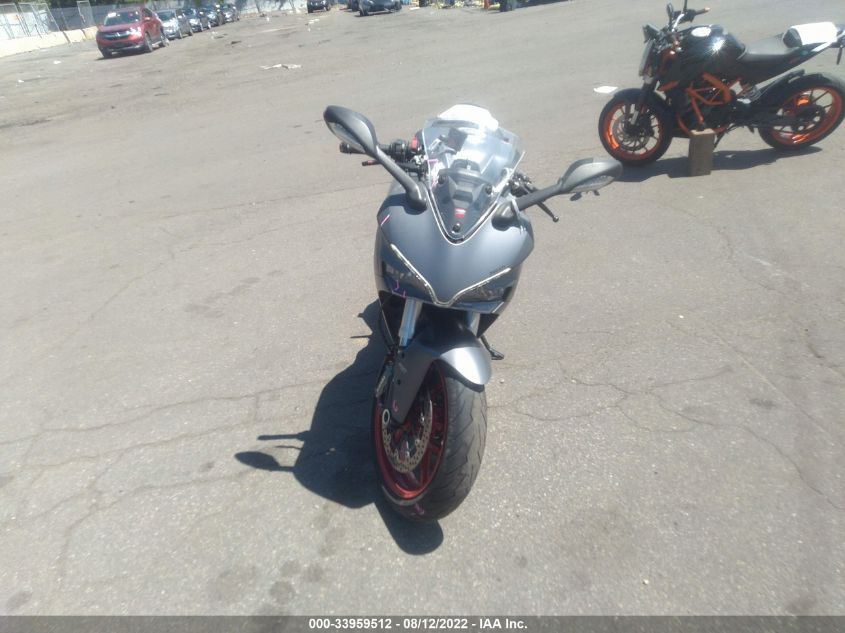 2020 DUCATI SUPERSPORT ZDMVABDS67B009745