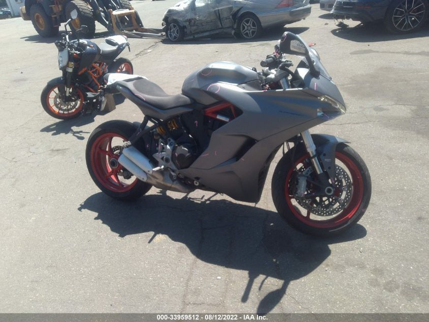 2020 DUCATI SUPERSPORT ZDMVABDS67B009745