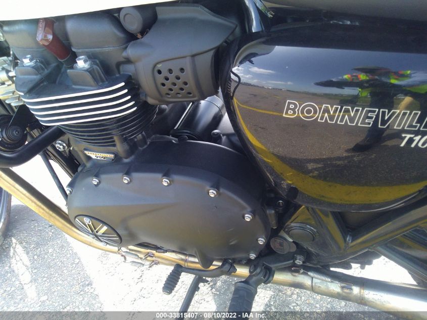 2022 TRIUMPH MOTORCYCLE BONNEVILLE T100 SMTD10G74NTAF1427