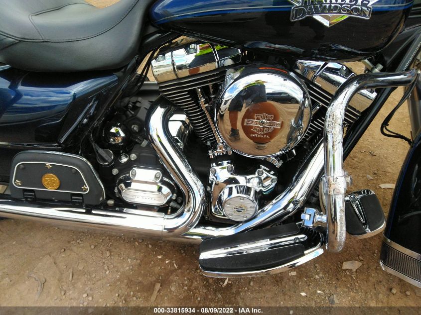 2012 HARLEY-DAVIDSON FLHRC ROAD KING CLASSIC 1HD1FRM13CB601324