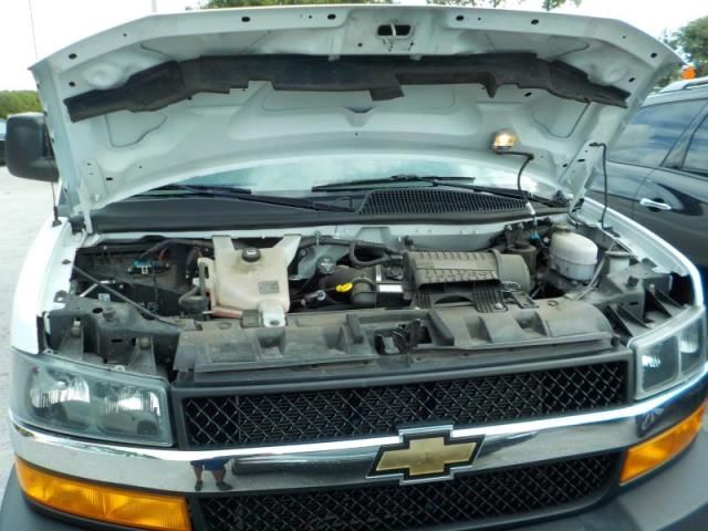 2020 CHEVROLET EXPRESS PASSENGER LT 1GAZGPFG5L1214845
