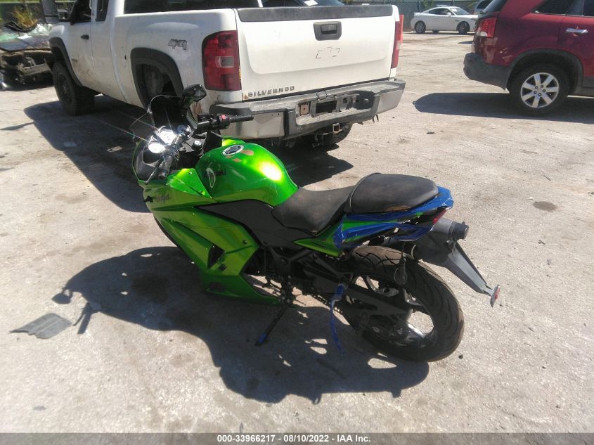 2012 KAWASAKI EX250 J JKAEXMJ11CDAB1787