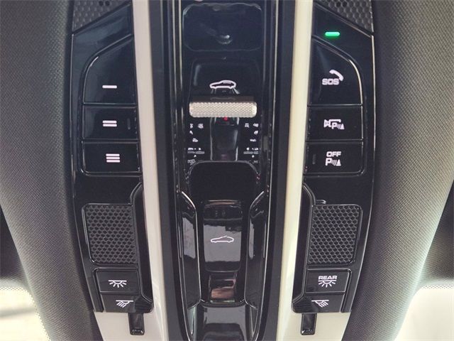 2019 PORSCHE CAYENNE WP1AA2AY1KDA16011