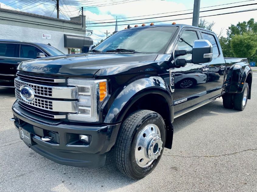 2019 FORD SUPER DUTY F-450 DRW XL/XLT/LARIAT 1FT8W4DT2KEE69433