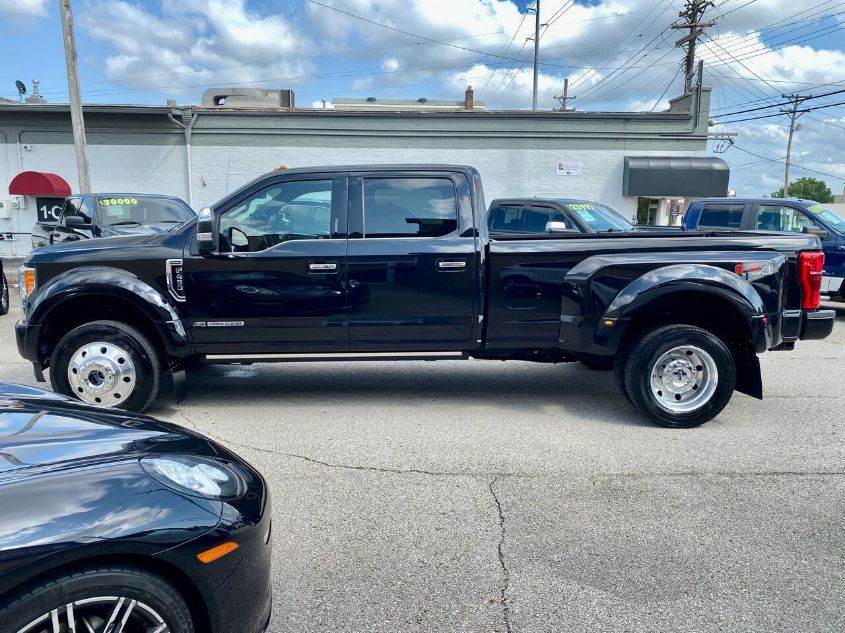 2019 FORD SUPER DUTY F-450 DRW XL/XLT/LARIAT 1FT8W4DT2KEE69433