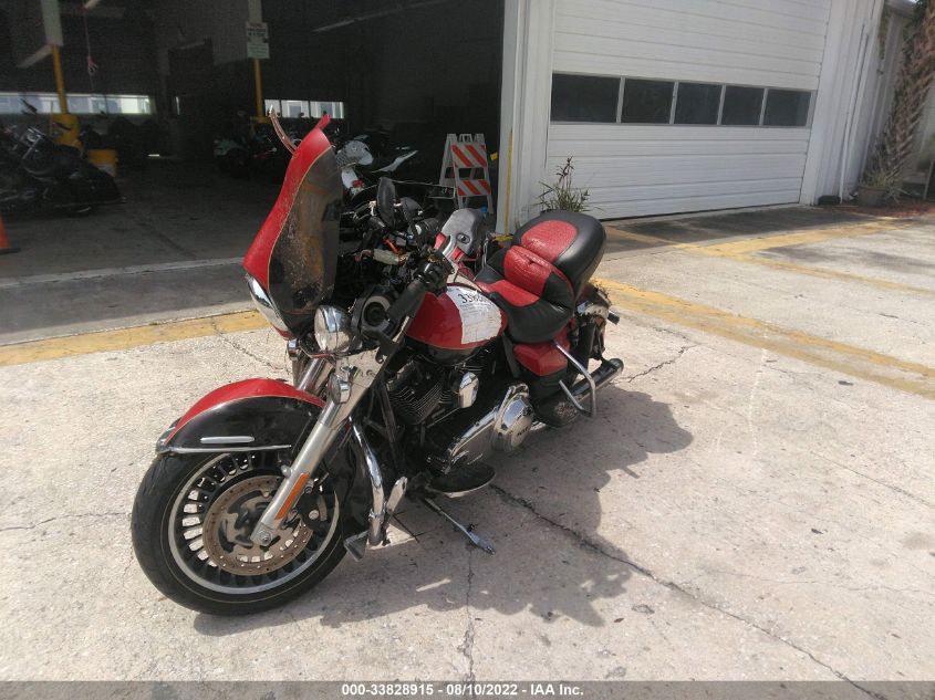 2011 HARLEY-DAVIDSON FLHTK 1HD1KEM15BB631900