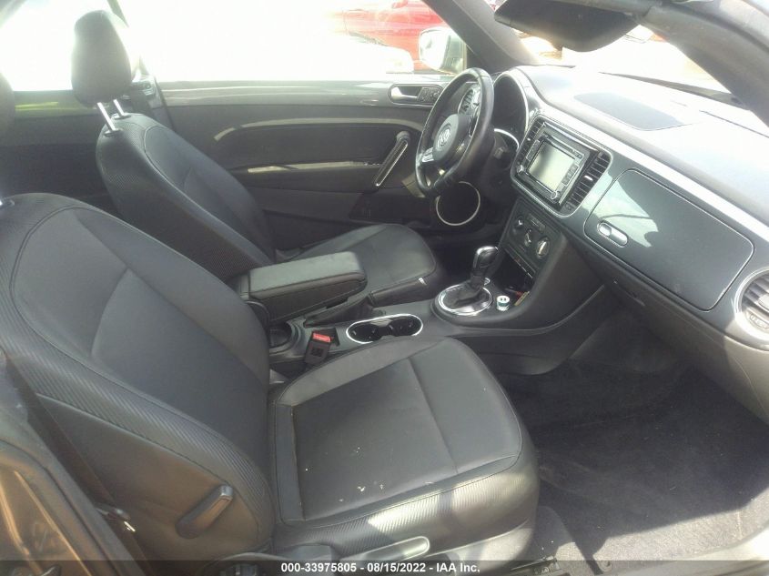 2013 VOLKSWAGEN BEETLE CONVERTIBLE 2.5L W/TECH 3VW5P7AT9DM804140