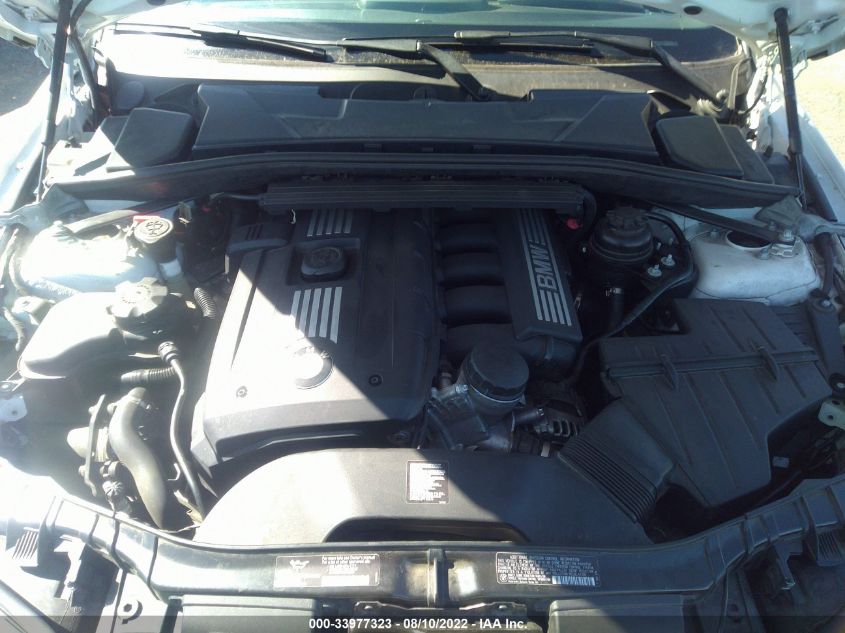 2013 BMW 1 SERIES 128I WBAUN1C57DVR01548