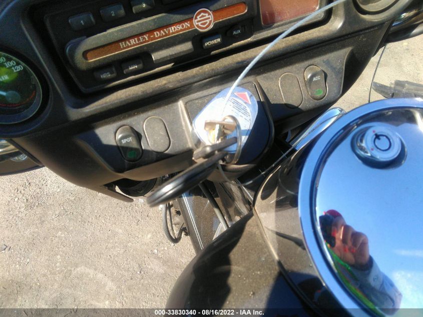2004 HARLEY-DAVIDSON FLHTCI 1HD1FFW3X4Y630296