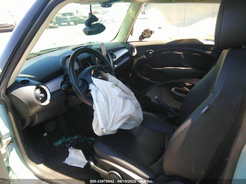 2013 MINI COOPER HARDTOP WMWSU3C52DT681690