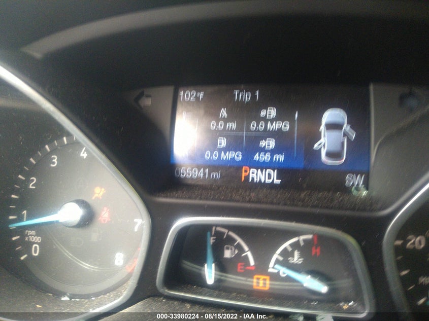 VIN 1FADP3F28JL260708 2018 FORD FOCUS SE